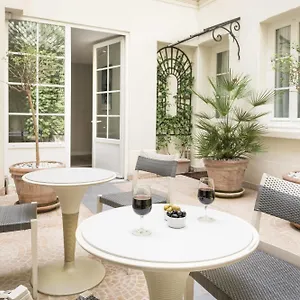 Acacias Etoile Otel